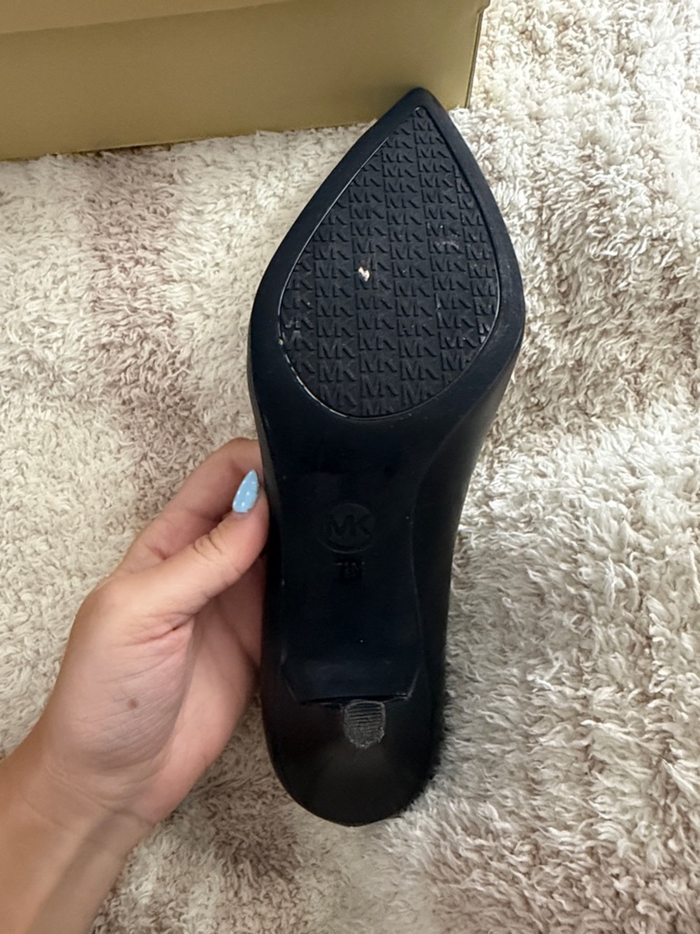 Michael Kors Flex Mid Pump - Picture 3 of 5